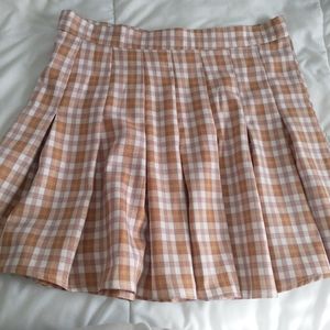 Tan plaid skirt